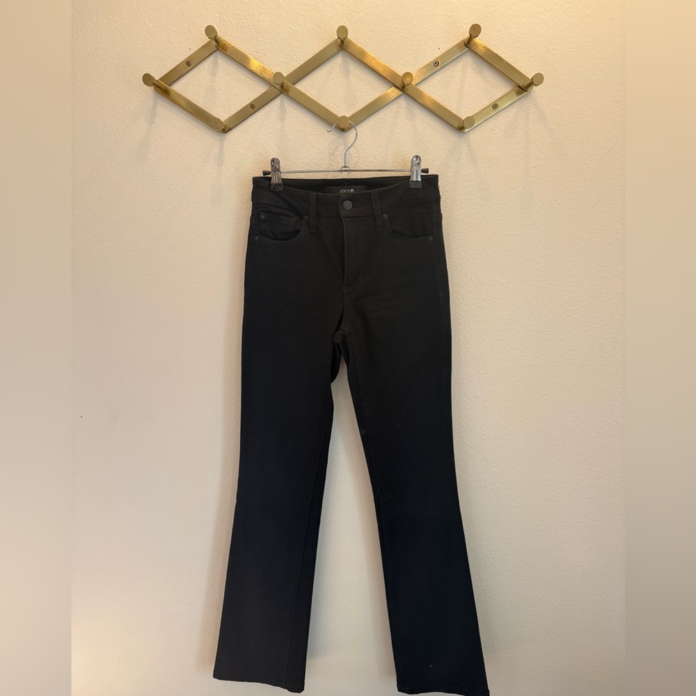 Joe's Jeans Hi Honey
High Rise Curvy Bootcut